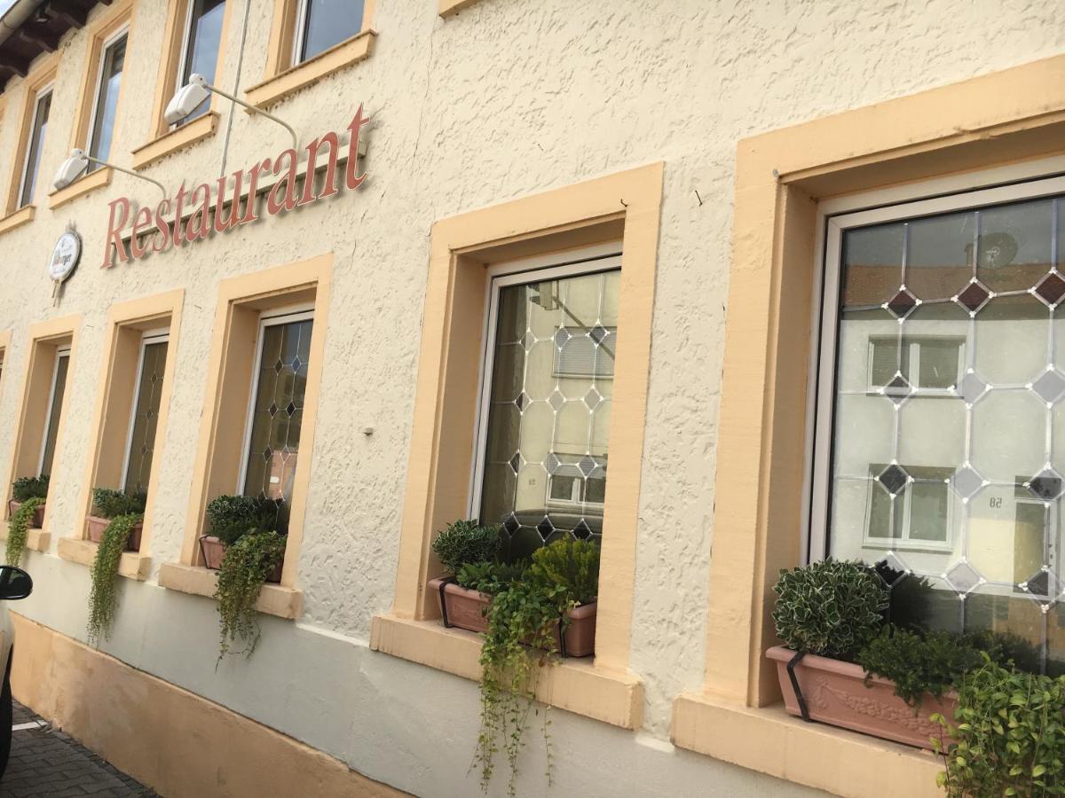 Hotel Ebnet Mutterstadt Extérieur photo